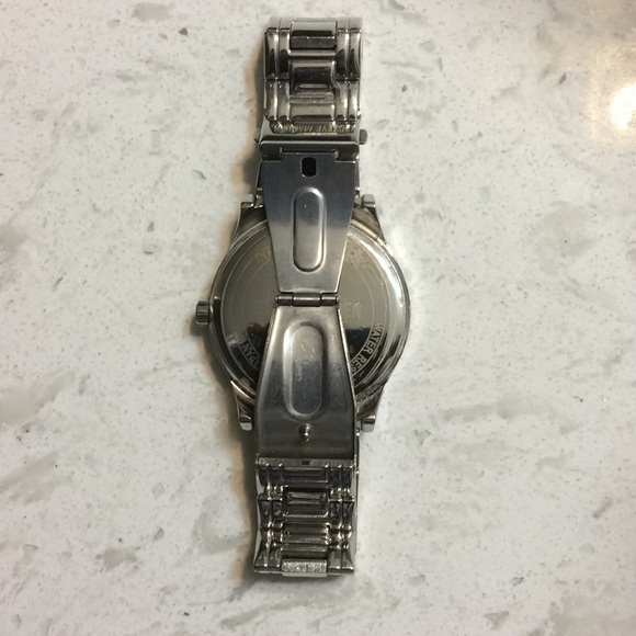 Steve Madden Watch - Picture 3 of 5